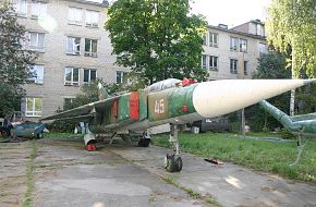 MiG-23S