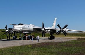 Tu-95MS, Ukrainka airbase