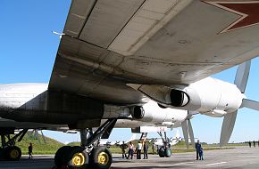 Tu-95MS, Ukrainka airbase