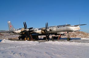 Tu-95MS, Ukrainka airbase