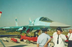 Su-32FN MAKS-95