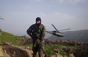 Turkish Soldier with MG-3