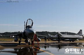 JF-17 at Airshow China 2010