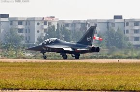 Fighter aircraft at Airshow China 2010