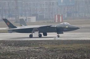 Chengdu J-20 Stealth Fighter Jet - China