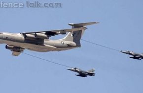 refueling-aircraft