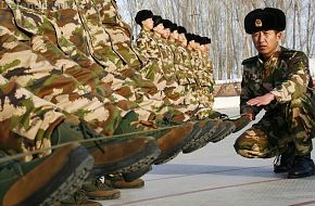 China's Para-Military recruits