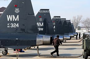 T-38 Talon Maintainers