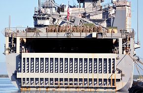 USS Gunston Hall (LSD 44)