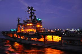 USS Abraham Lincoln (CVN 72)