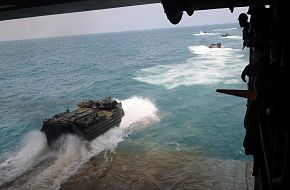 US Navy  Amphibious assault vehicle