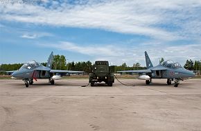 Yak-130 fueling