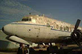 Douglas DC6 - Italian Air Force