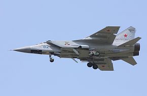 MiG-31 bort 82 blue