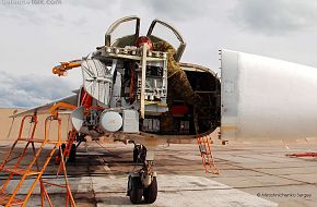 Su-24M nosecone open