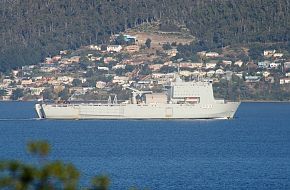 HMAS Choules L100