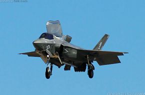 USMC F-35B Lighting II Stealth Fighter