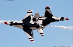 USAF Thunderbirds F-16 Viper