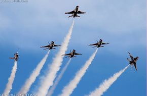 USAF Thunderbirds F-16 Viper