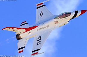 USAF Thunderbirds Flight Demonstration Team F-16 Viper