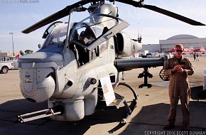 USMC AH-1Z Viper Helicopter Gunship