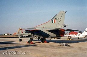 Mig-27 and HPT-32 Trainer