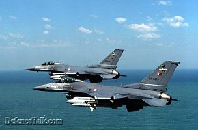 F-16 C FIGHTING FALCON