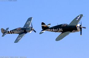 Luftwaffe FW 190 Wurger & USAAC P-47 Thunderbolt Fighter Aircraft