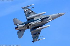 USAF F-16 Viper Fighter Aircraft