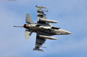 USAF F-16 Viper Fighter Aircraft