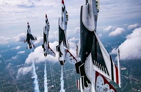 F-16 Thunderbirds