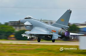 J-10 Fighter Jet - Chinese Air Force