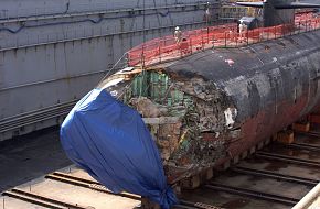 Los Angeles-class fast-attack submarine USS San Francisco (SSN 711)