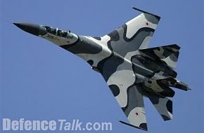 Russian Sukhoi jetfighter at Paris Airshow 2005