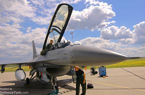 F-16 Front