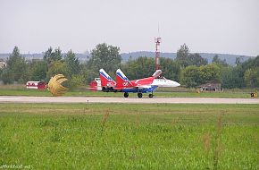 MAKS 2005 Air Show - MAKS 2005 Air Show - Mig 29 @ The Moscow Air Show - Zh