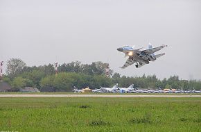 MAKS 2005 Air Show - SU 30mk @ The Moscow Air Show - Zhukovsky