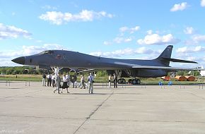 MAKS 2005 Air Show - B-1b USAF Strategic Bomber