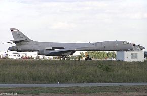 MAKS 2005 Air Show - B-1b USAF Strategic Bomber