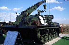 M48 T5 ARV / IDEF 05