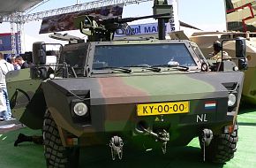 FENNEK / IDEF 2005 - Land Weapon Systems