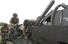 Light Weight Howitzer Pegasus, Singapore