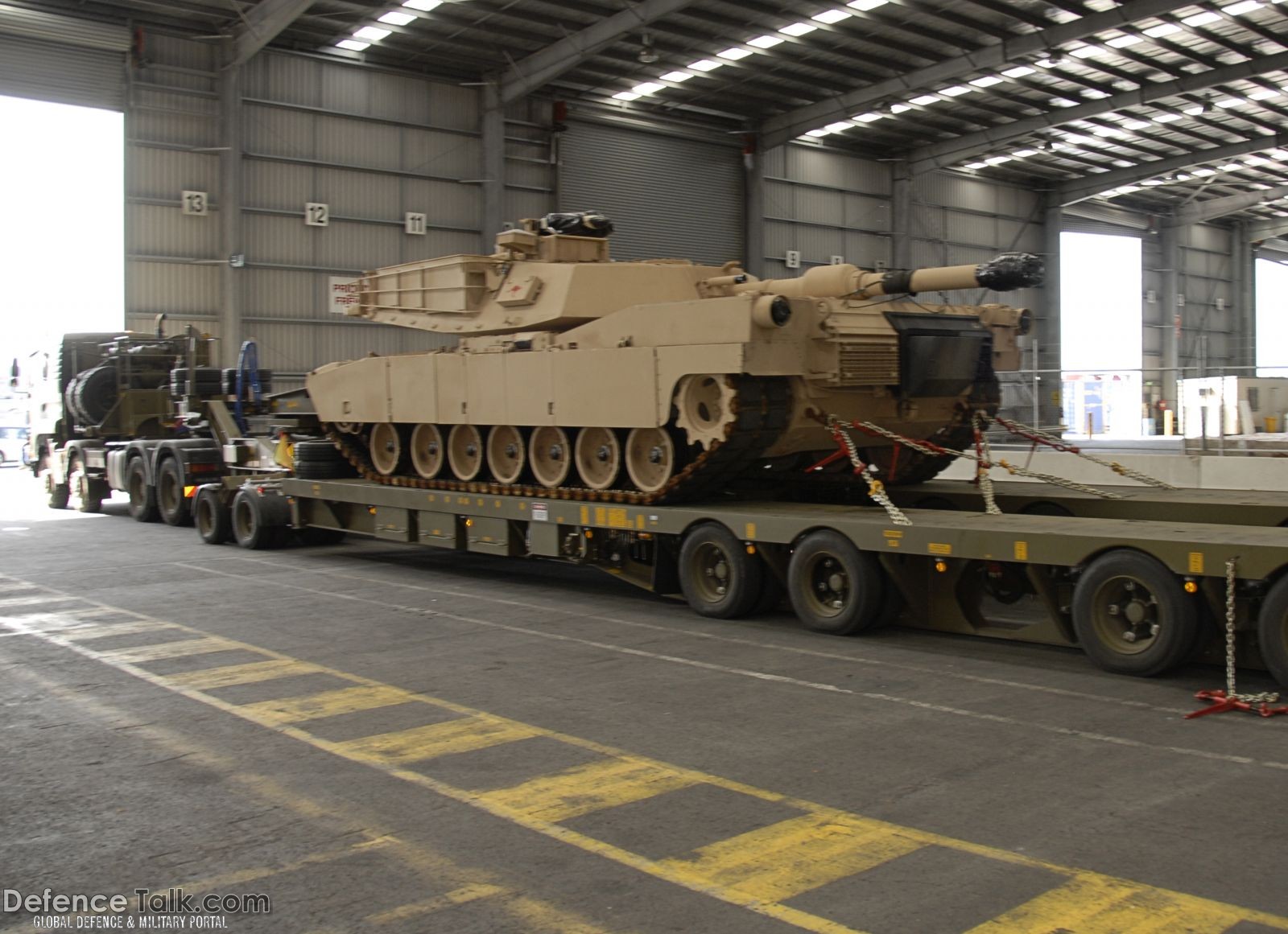 M1A1 Abrams Tank Arrival - Australian Army | DefenceTalk Forum