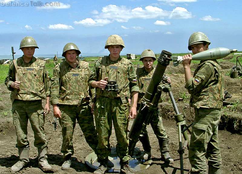 2S12 Sani Mortar Team