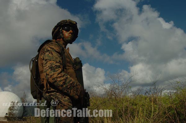 A US Marine - RIMPAC 2006