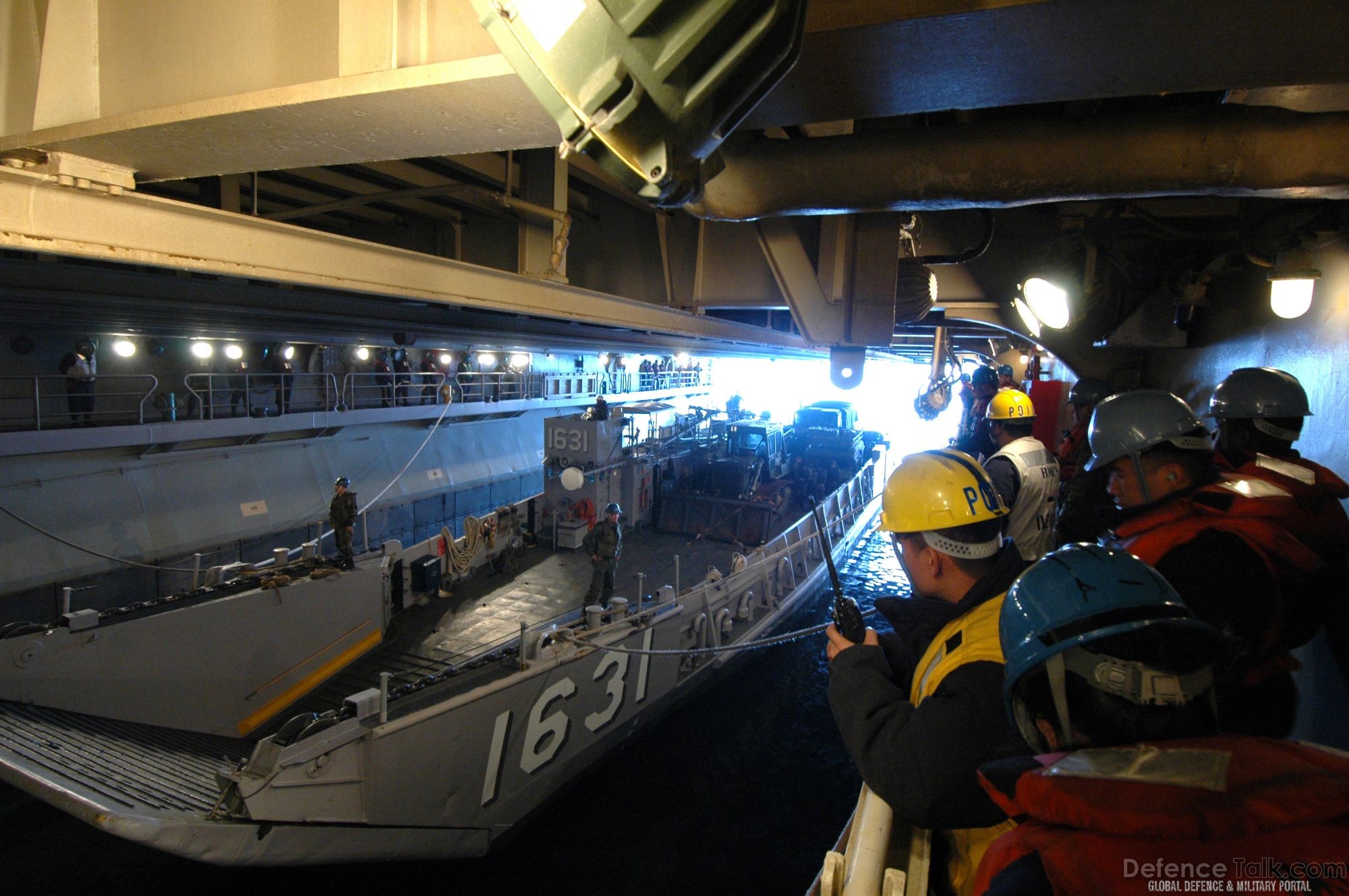 Aboard LHD 2 - S. Korea, US Military Exercise