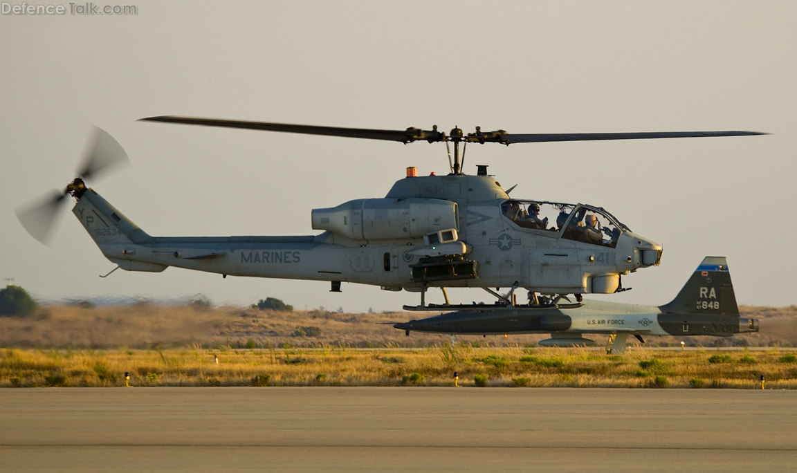 AH-1W Helicopter at Miramar 2010 Air Show