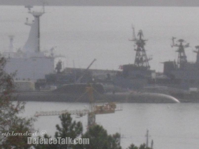 Akula II class SSN - Russia