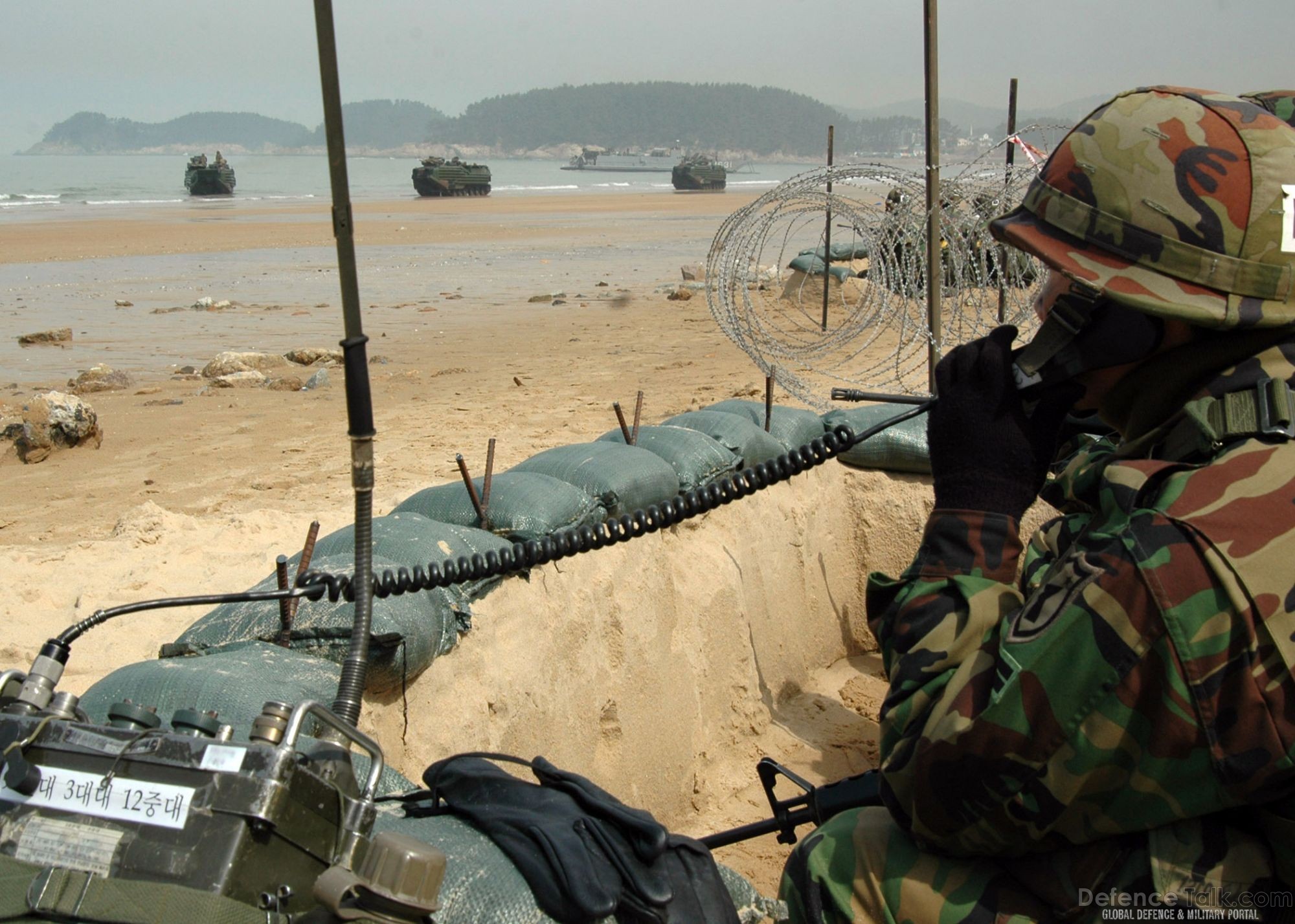 Amphibious Assault Vehicles - S. Korea, US Military Exercise