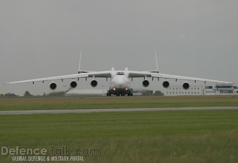 Antonov 225 - Russian Transport Aircraft